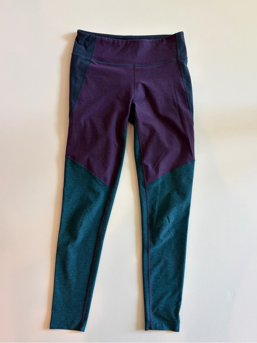 Outdoor Voices Colorblock Leggings Women’s XS Teal Purple Navy 7/8 Activewear